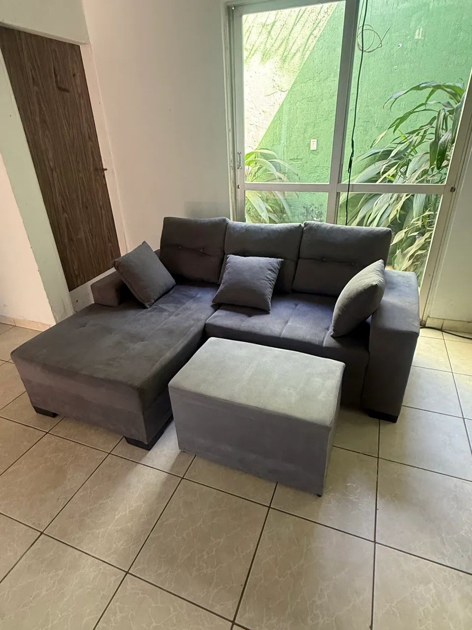 Sofá chaise, cinza escuro , entrego  - Foto 2