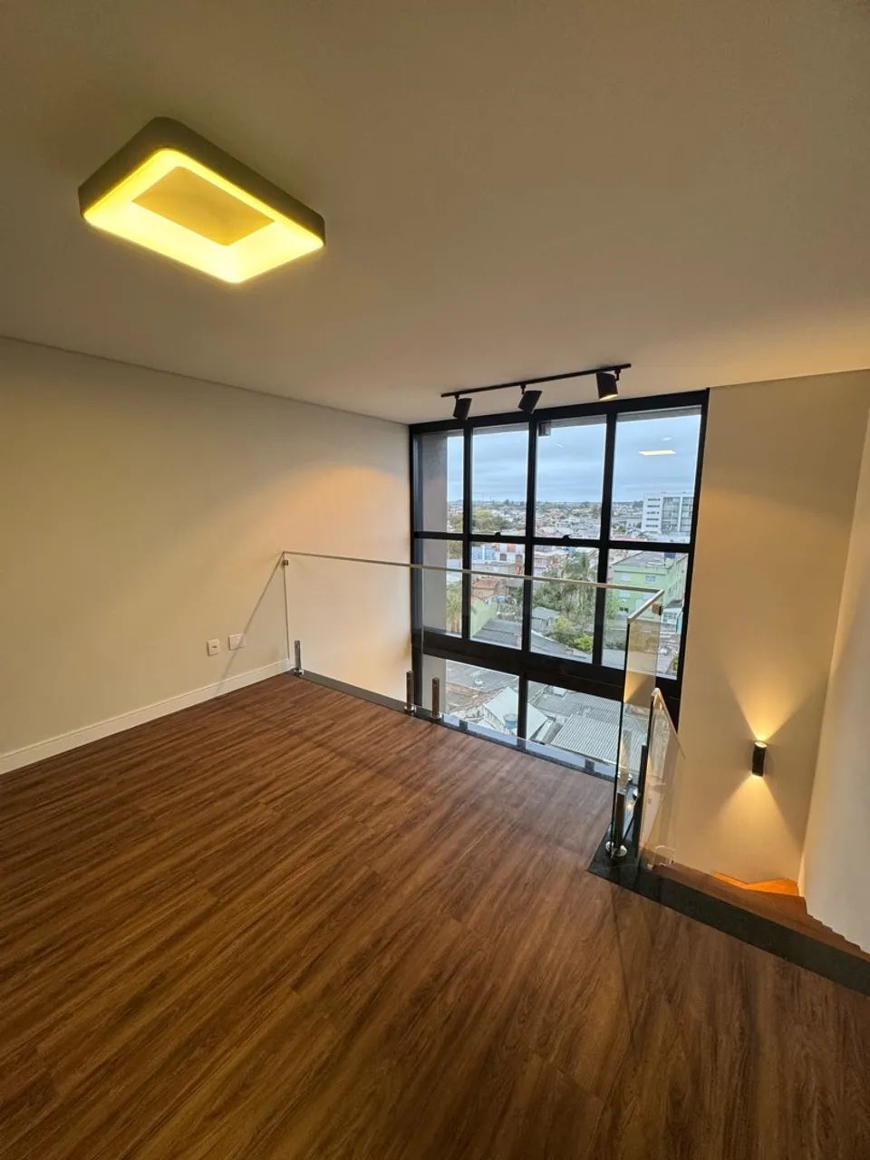 Alugo loft próximo à universidade católica 
