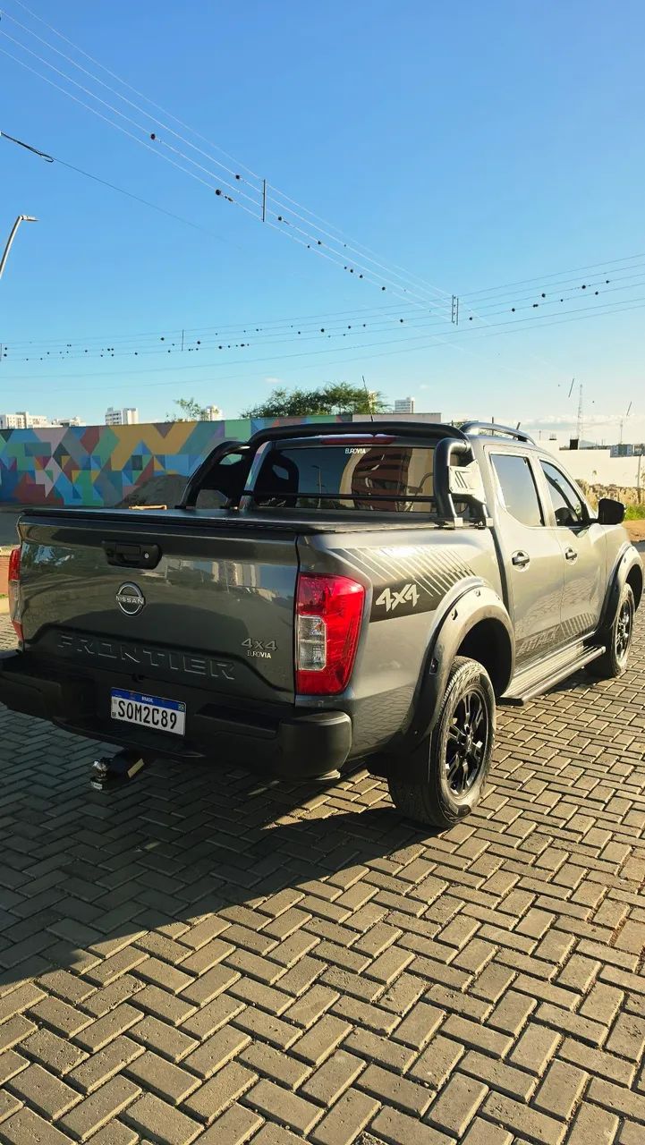 Nissan Frontier Attac.cd 4X4 2.3 Bi-TB Die. AUT 2025