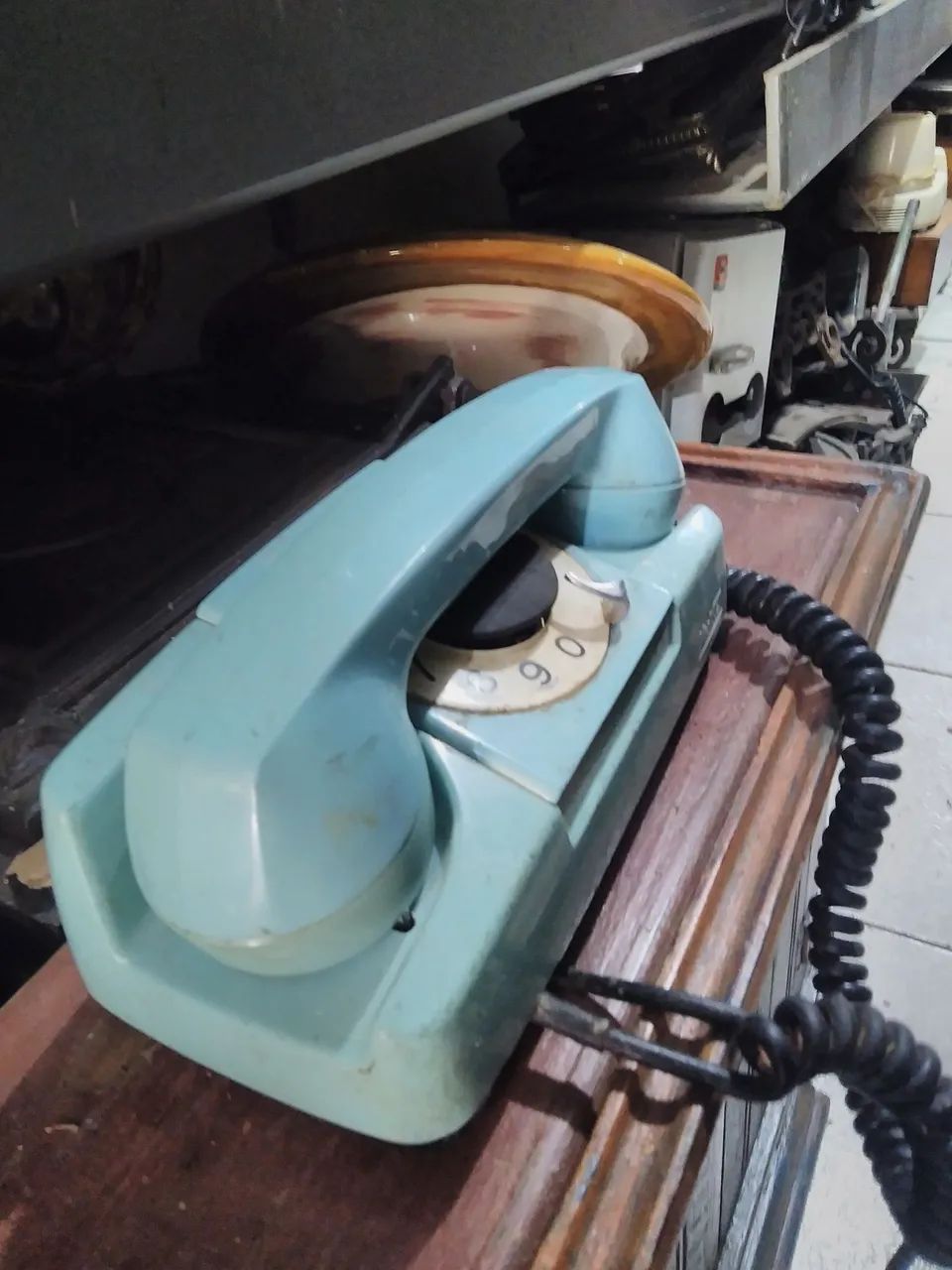 COLEÇÃO RARIDADES TELEFONE DE DISCO ANALÓGICO TELEBRÁS ANTIGO COR AZUL década de 70 - Foto 2