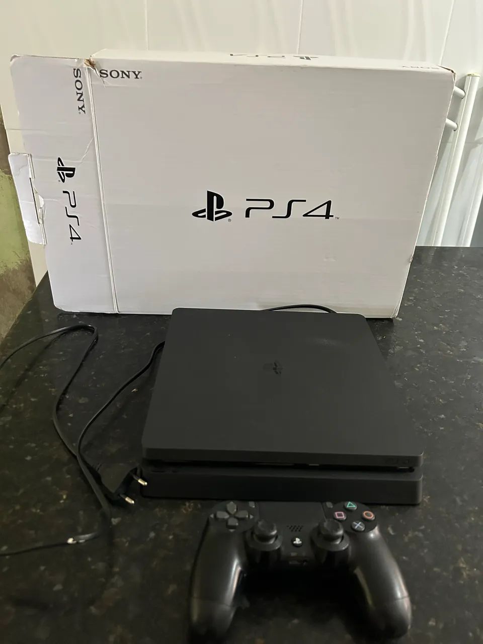Ps4 slim em excelente estado com lacre ainda !!!! - Foto 2