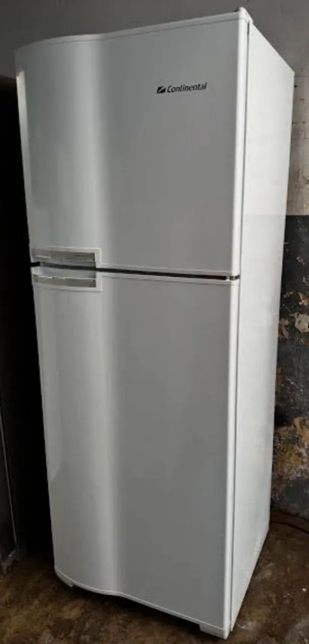 Geladeira continental 