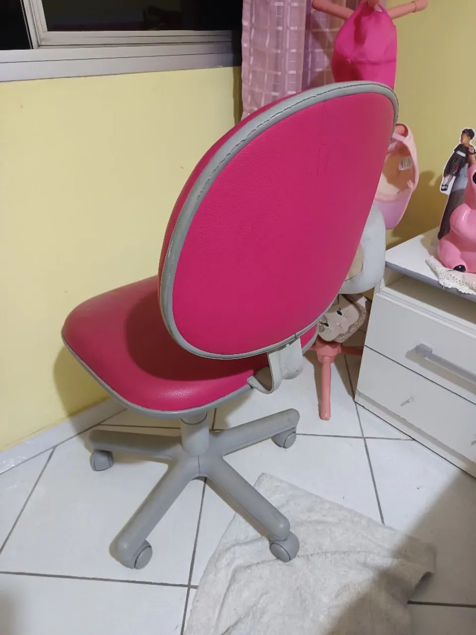 Cadeira rosa - Foto 2