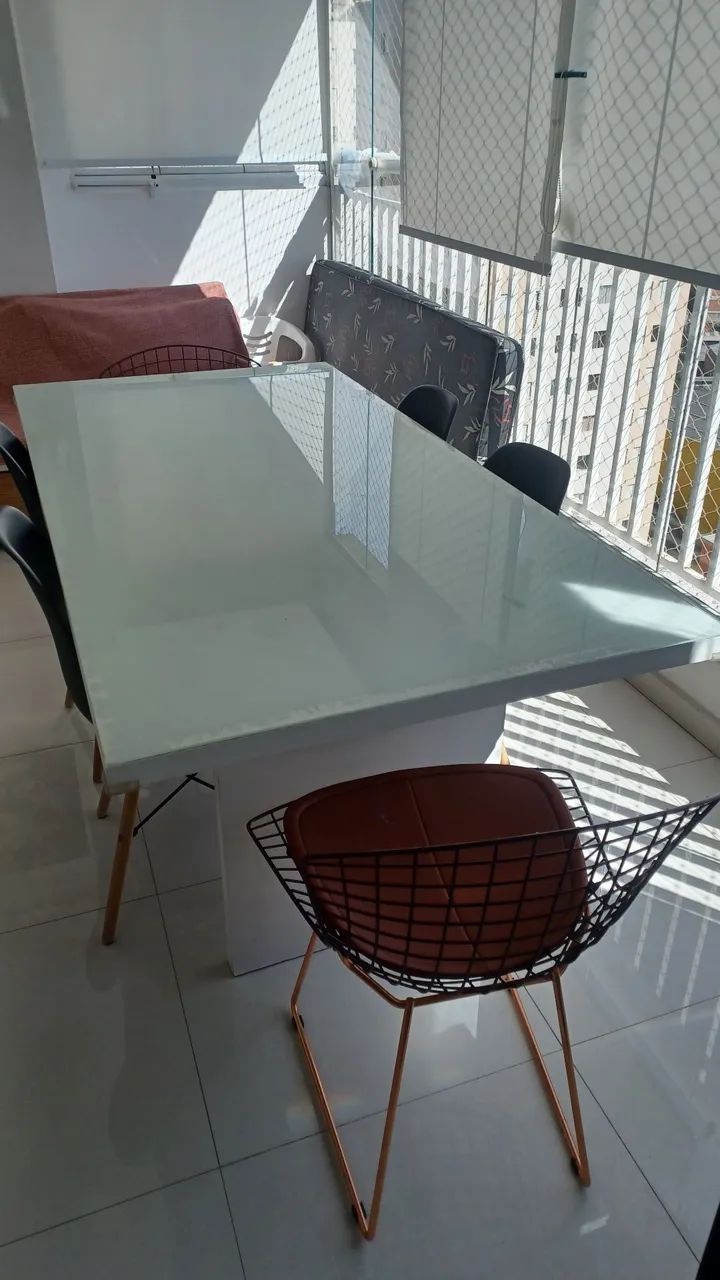 Mesa de Vidro + 4 Cadeiras  - Foto 3