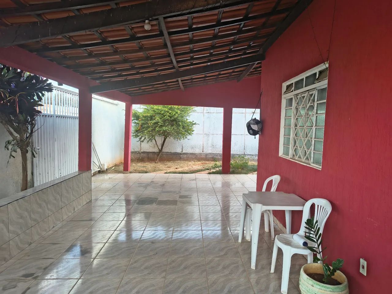 Casa 3 qtos suíte Planaltina DF Arapoangas  - Foto 2