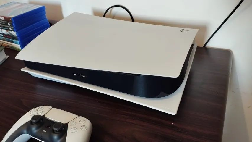 PS5 com leitor de disco - Excelente estado