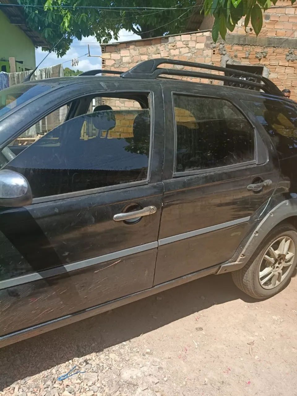 Fiat Palio Week. Attractive 1.4 Fire Flex 8V 2014 - Foto 2