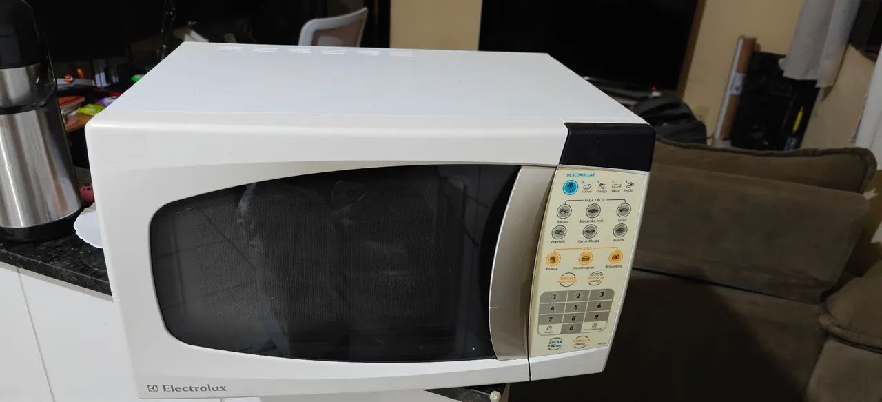 Micro-ondas Electrolux usado