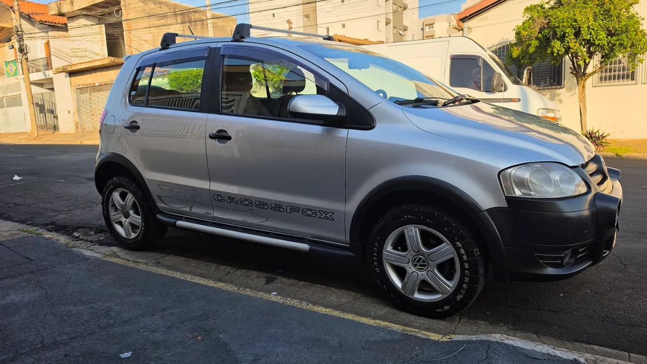 Volkswagen Crossfox CROSSFOX 1.6 Mi Total Flex 8V 5p 2008