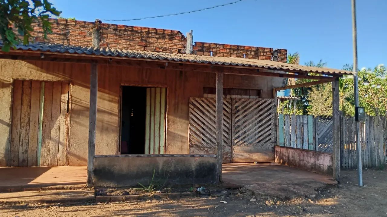 Terreno com casa para venda