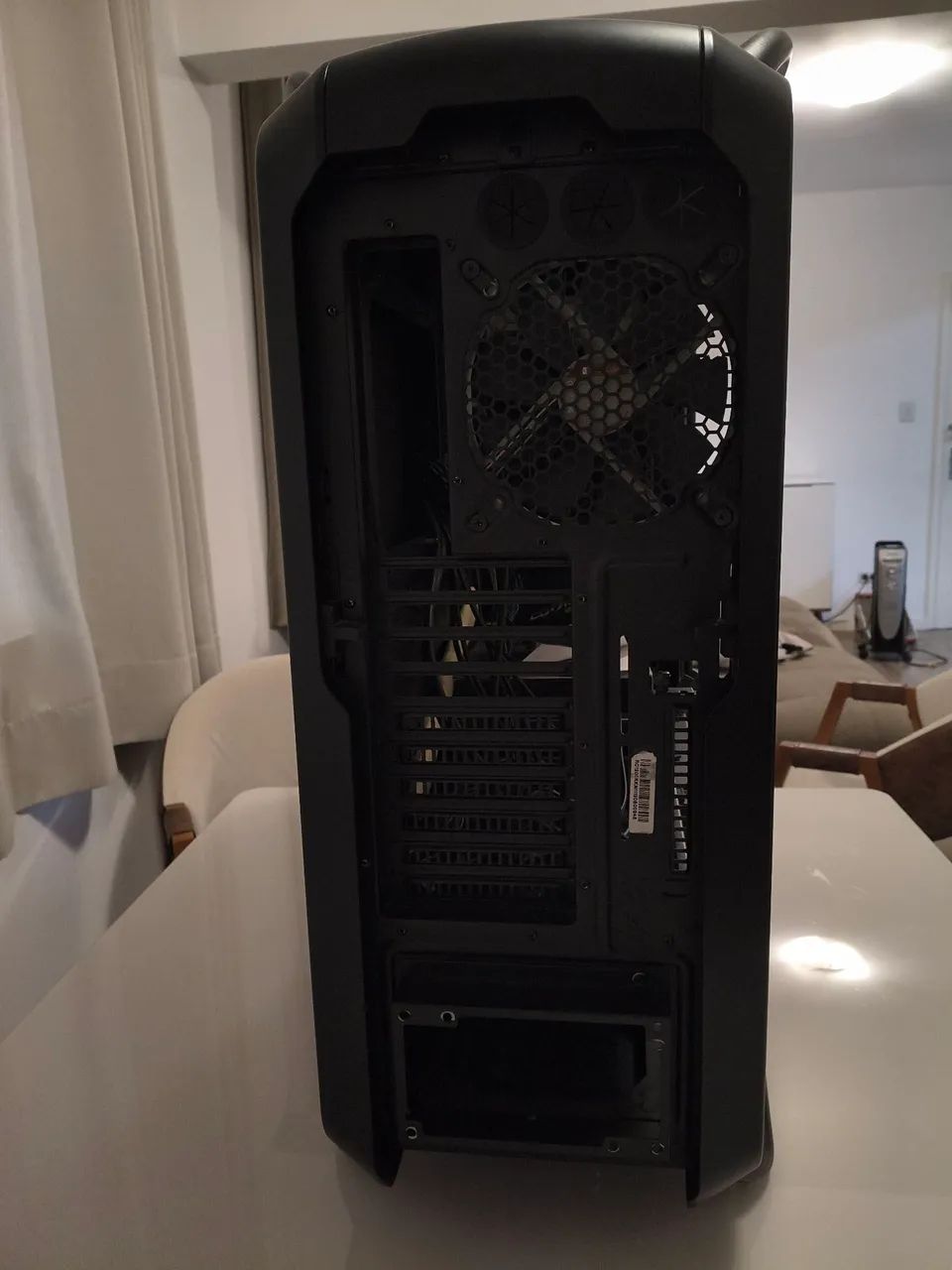 Gabinete Cooler Master - Foto 3