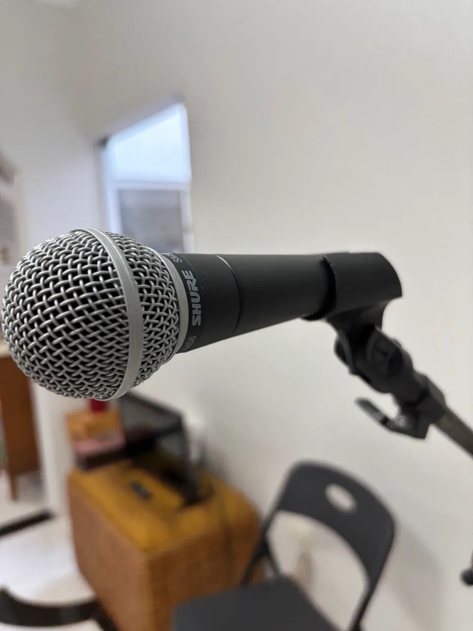 Microfone Shure SM58 - Novo | Qualidade Profissional - Foto 2