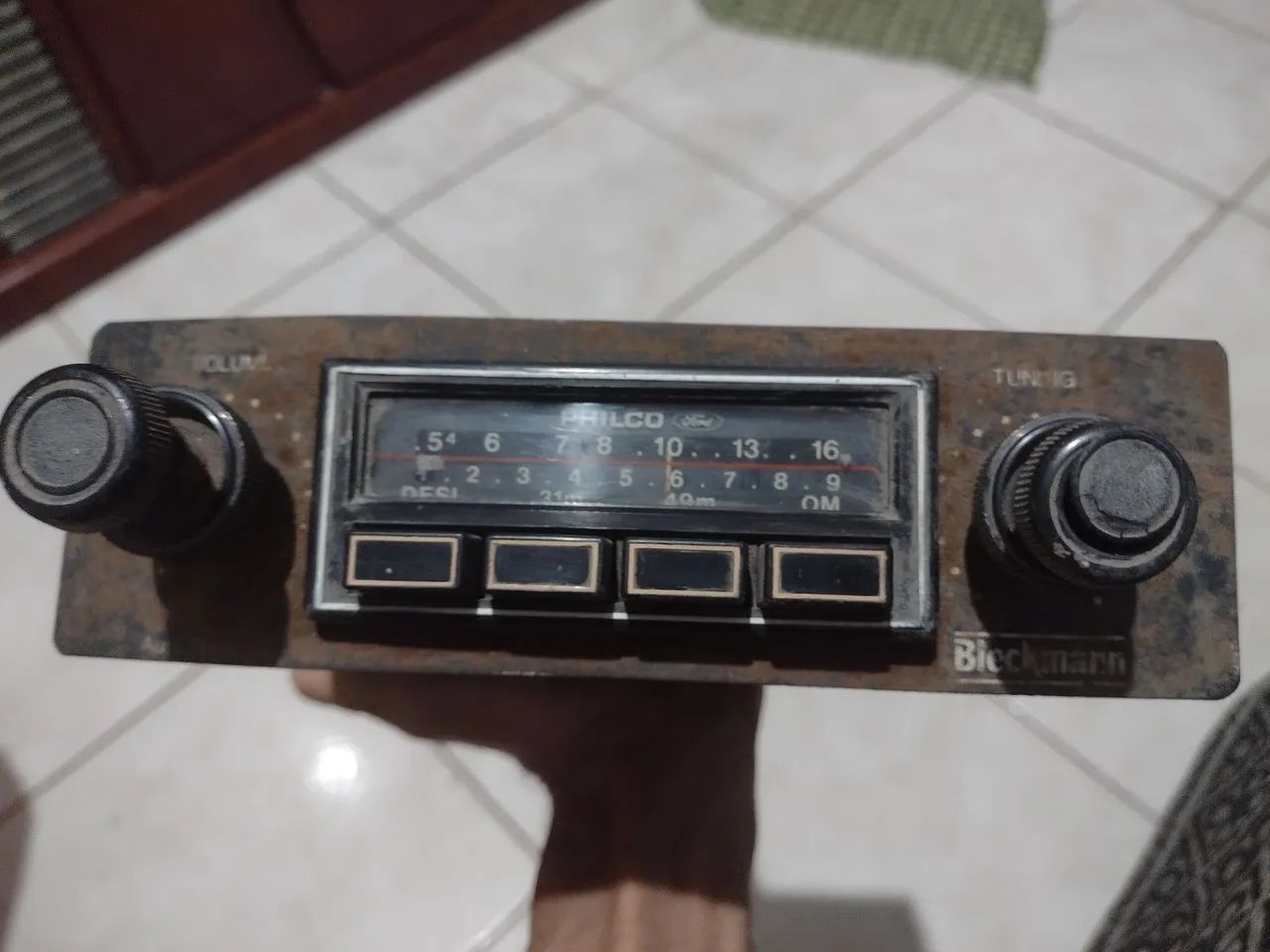 Rádio do corcel antigo 