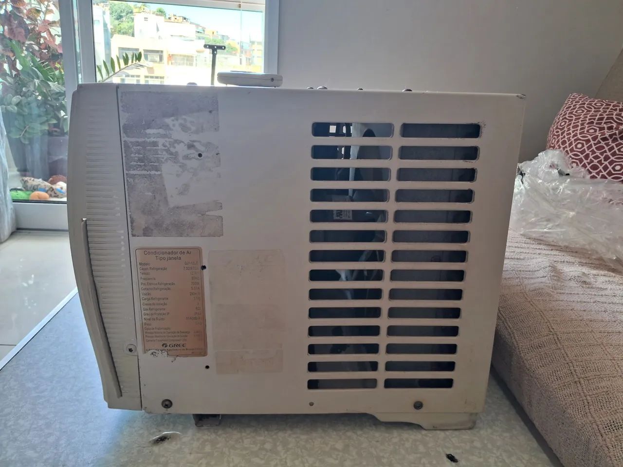 Ar condicionado de janela eletrônico 7000 BTUS - Foto 4