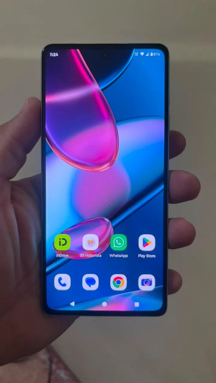 Moto edge 30 pro