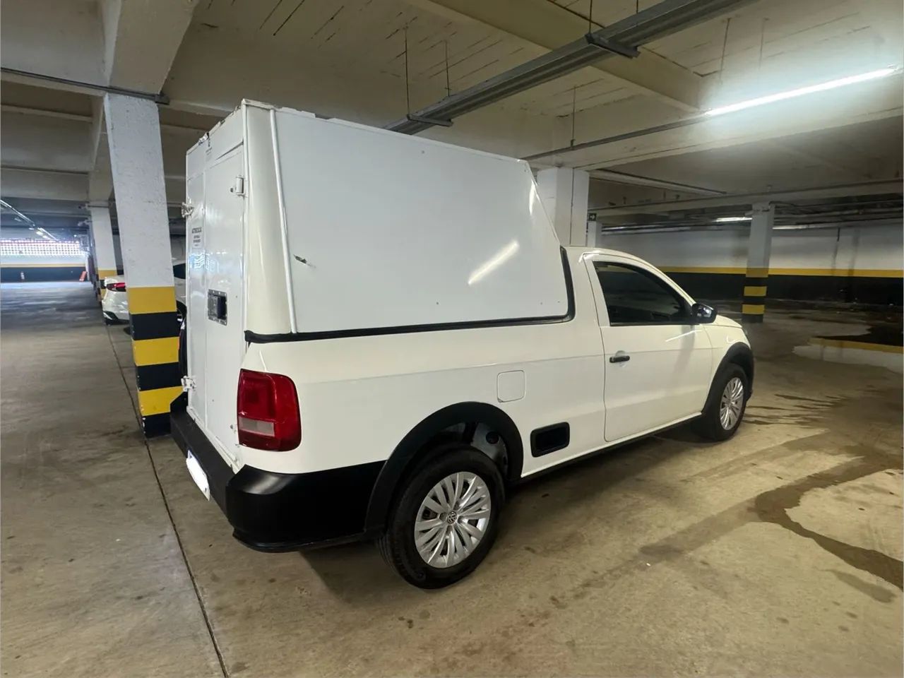 Volkswagen Saveiro Robust 1.6 Total Flex 16V 2023 - Foto 2