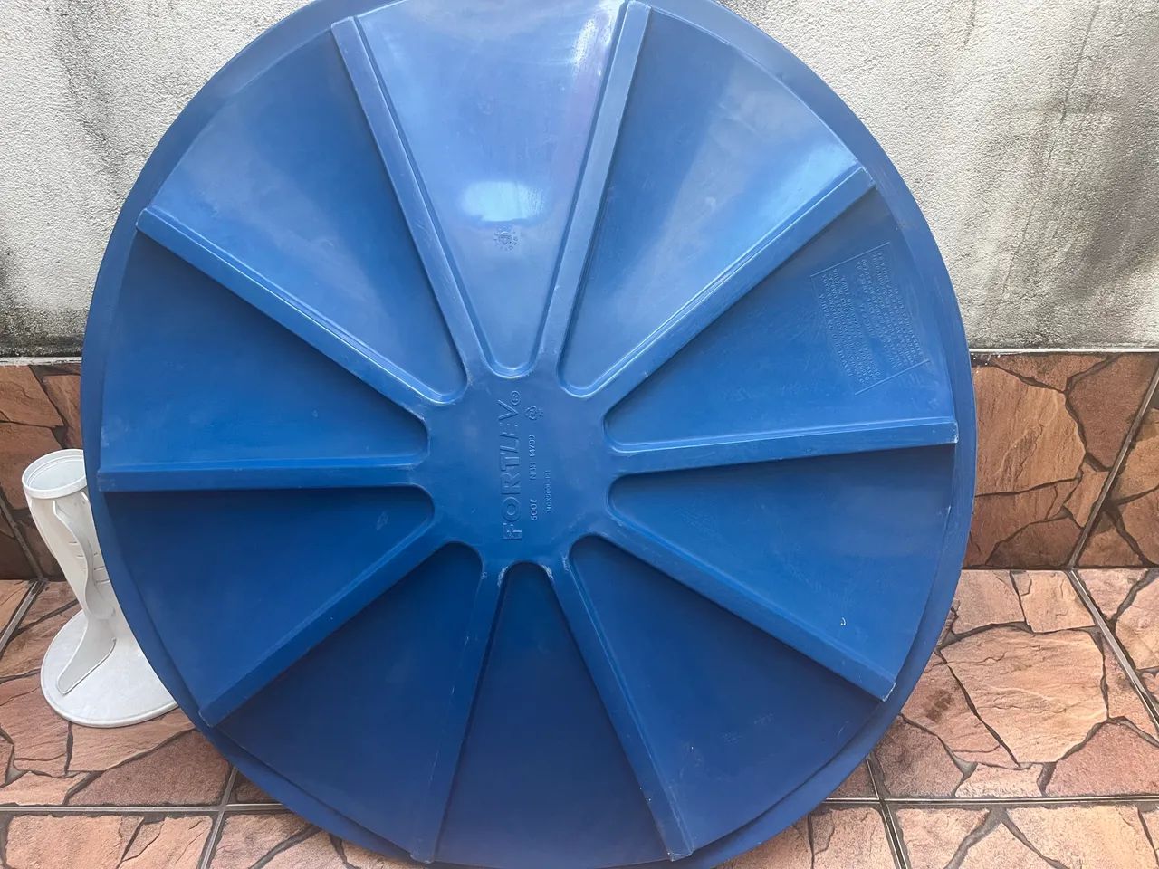 Caixa d?água 500L com pequeno furo para reparo - Foto 4