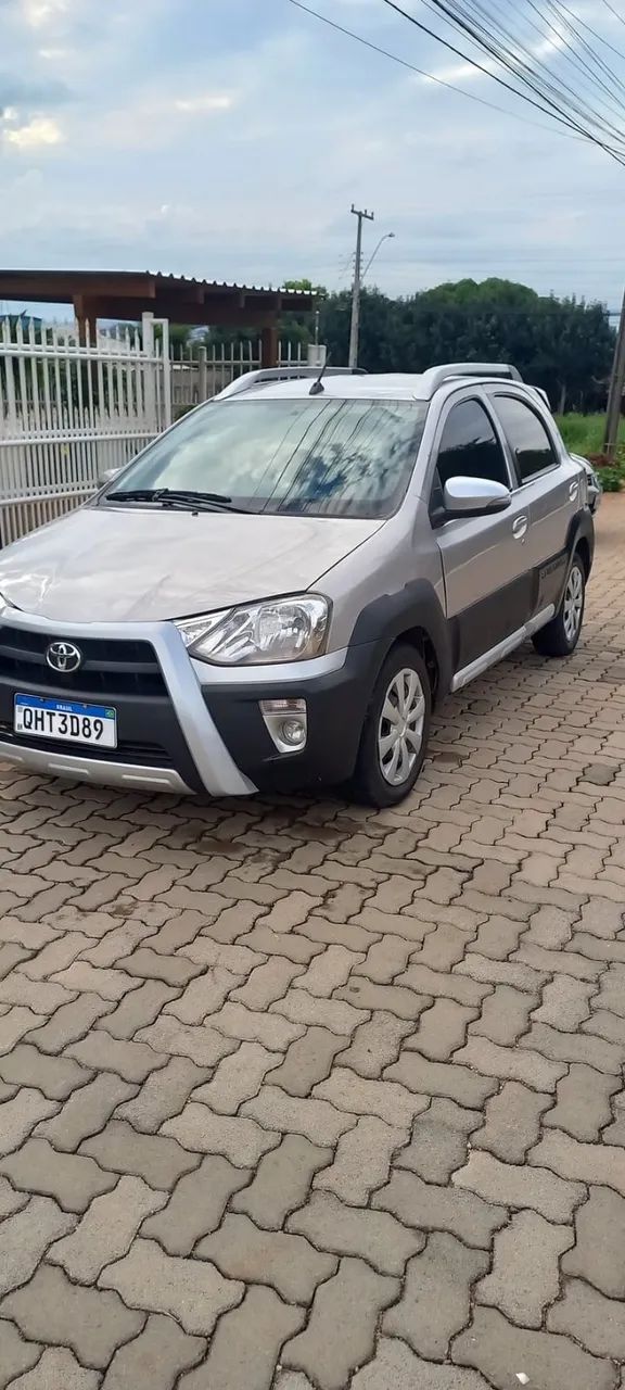 Toyota Etios ETIOS CROSS 1.5 Flex 16V 5p Aut. 2017