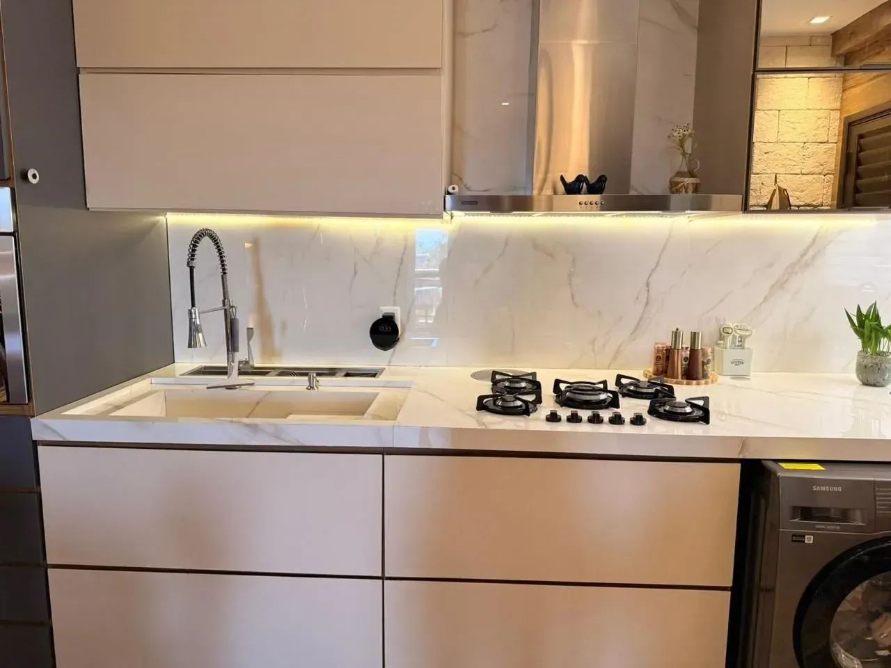 apartamento para alugar mobiliado com 3 quartos 1 suíte e sacada bairro santa marta - Foto 3