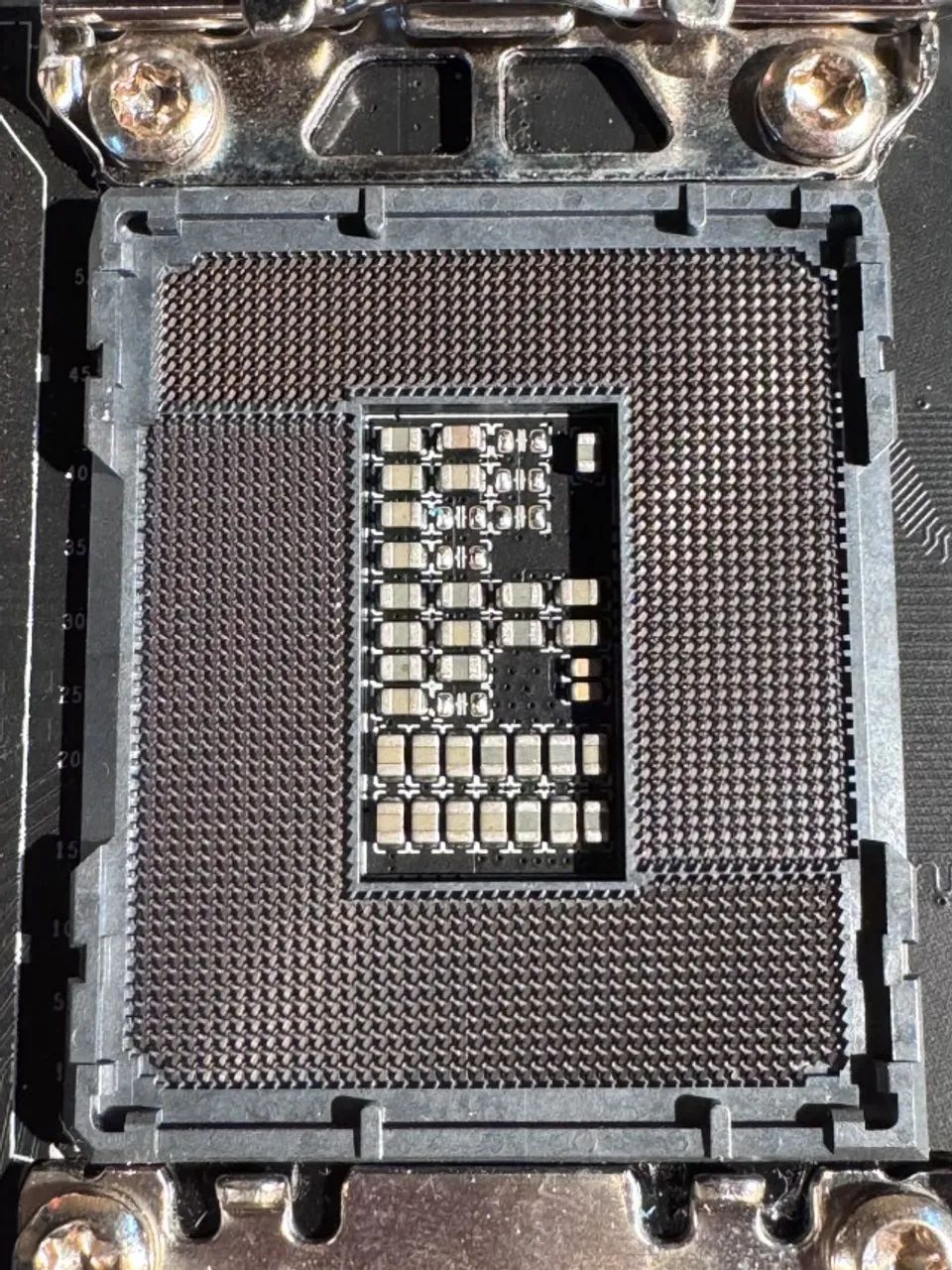 Alienware Aurora R16 マザーボード Z690 動作未確認 Placa mãe Dell Alienware Aurora R15 - Z690 - Peças de Hardware