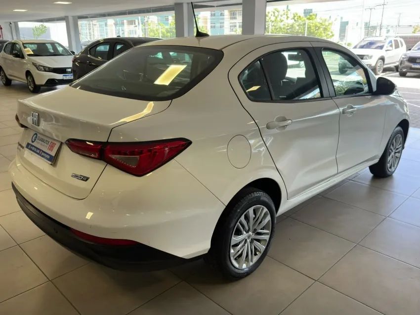 Fiat Cronos Drive 1.3 8V Flex Aut. 2024 - Foto 4