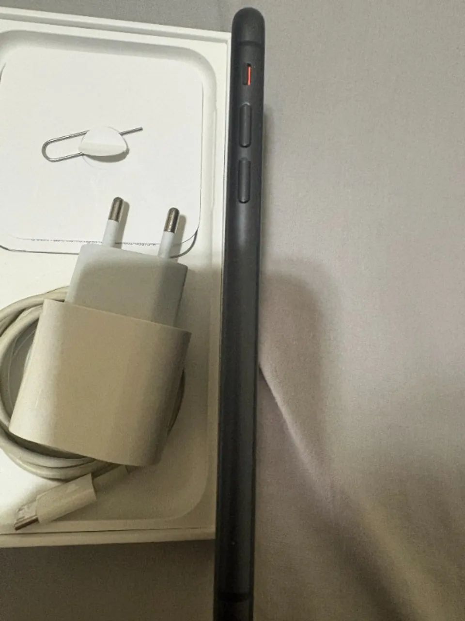 Iphone 11 Preto 128 GB Bateria entre 80 e 90%, com caixa e cabo. Acompanha mimos - Foto 4