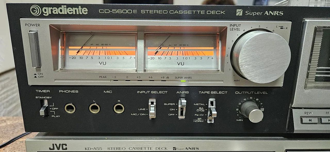 Tape Decks JVC KD-A55 ( "Gradiente CD-5600" ) - Foto 3