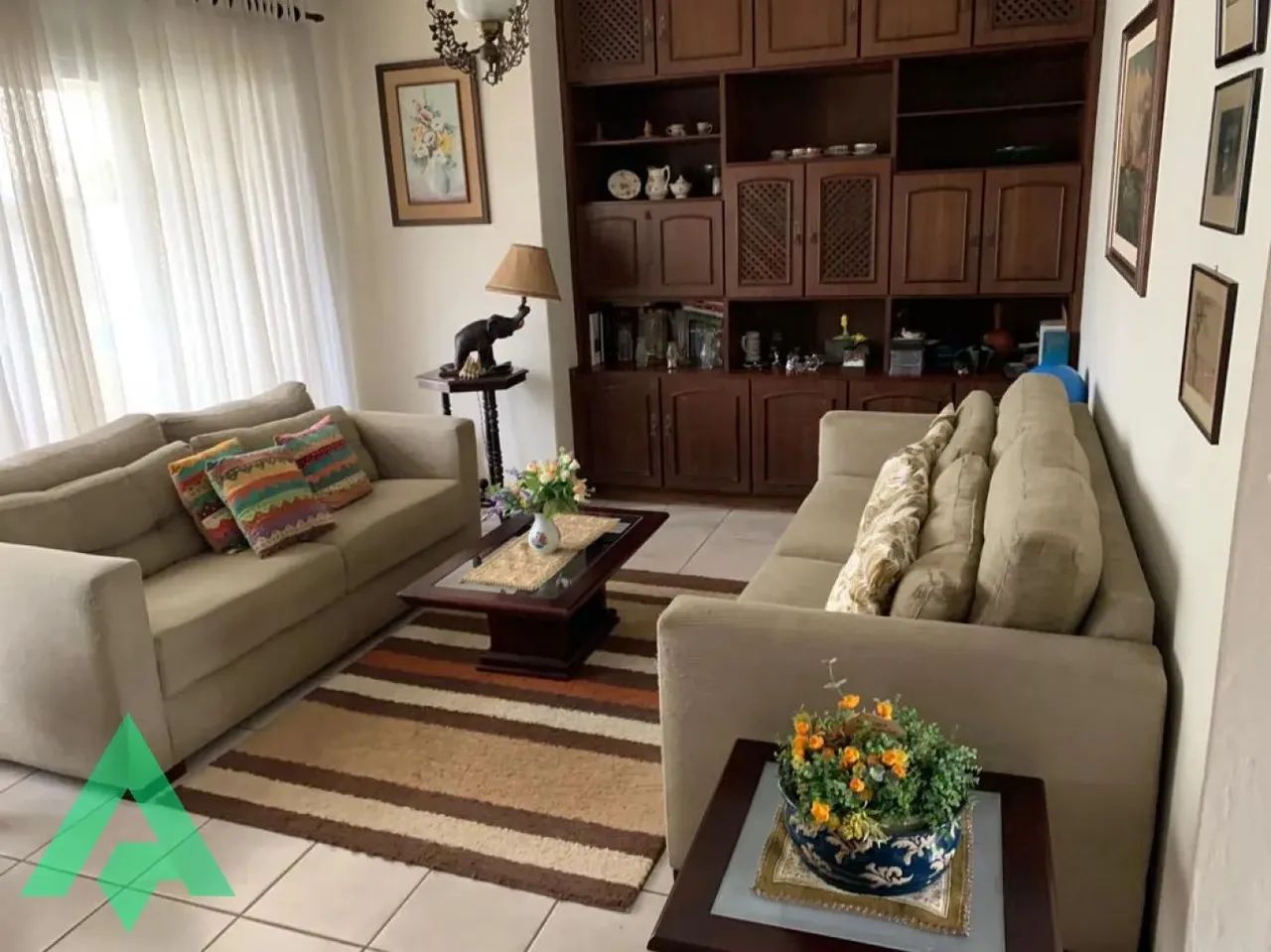 Excelente casa semi mobiliada à venda, no Bairro Escola Agrícola!! - Foto 2