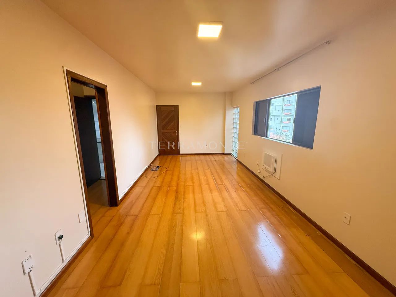 182 m² com 4 quartos no Centro - Foto 2