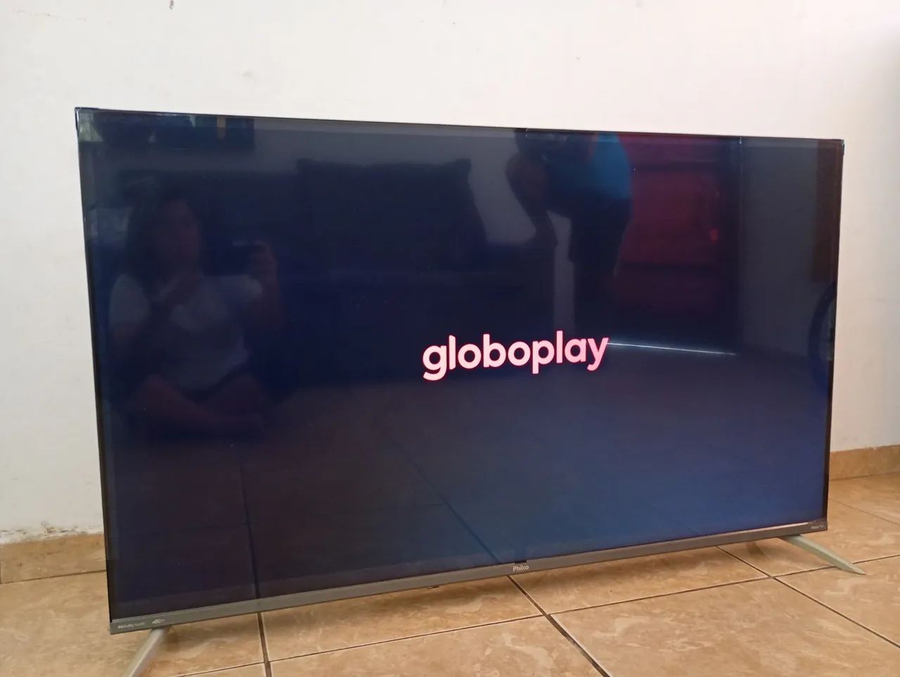 Vendo essa tv da Philco 55 polegadas smart Roku  - Foto 3