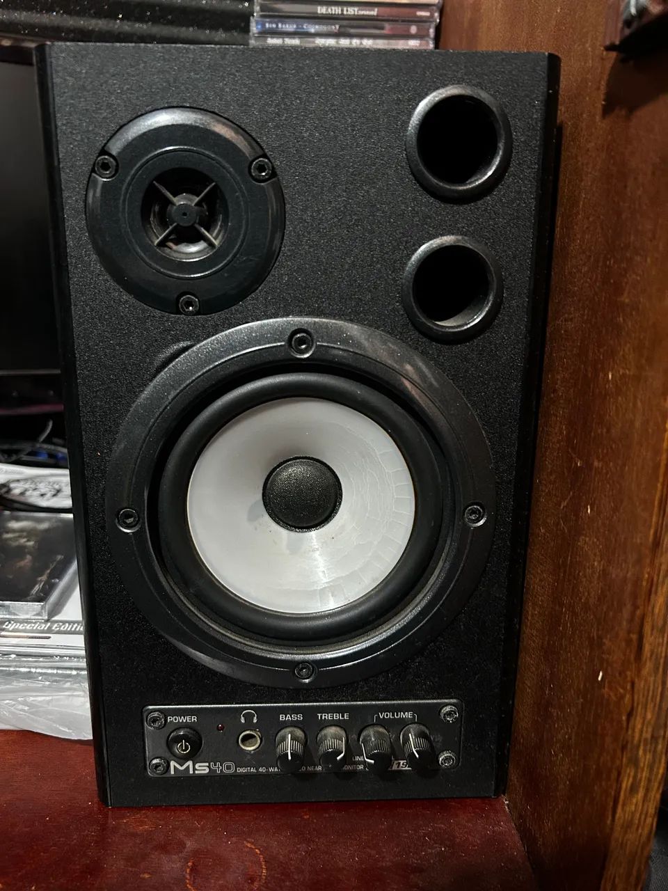 Monitores de Áudio Behringer MS40  - Foto 4