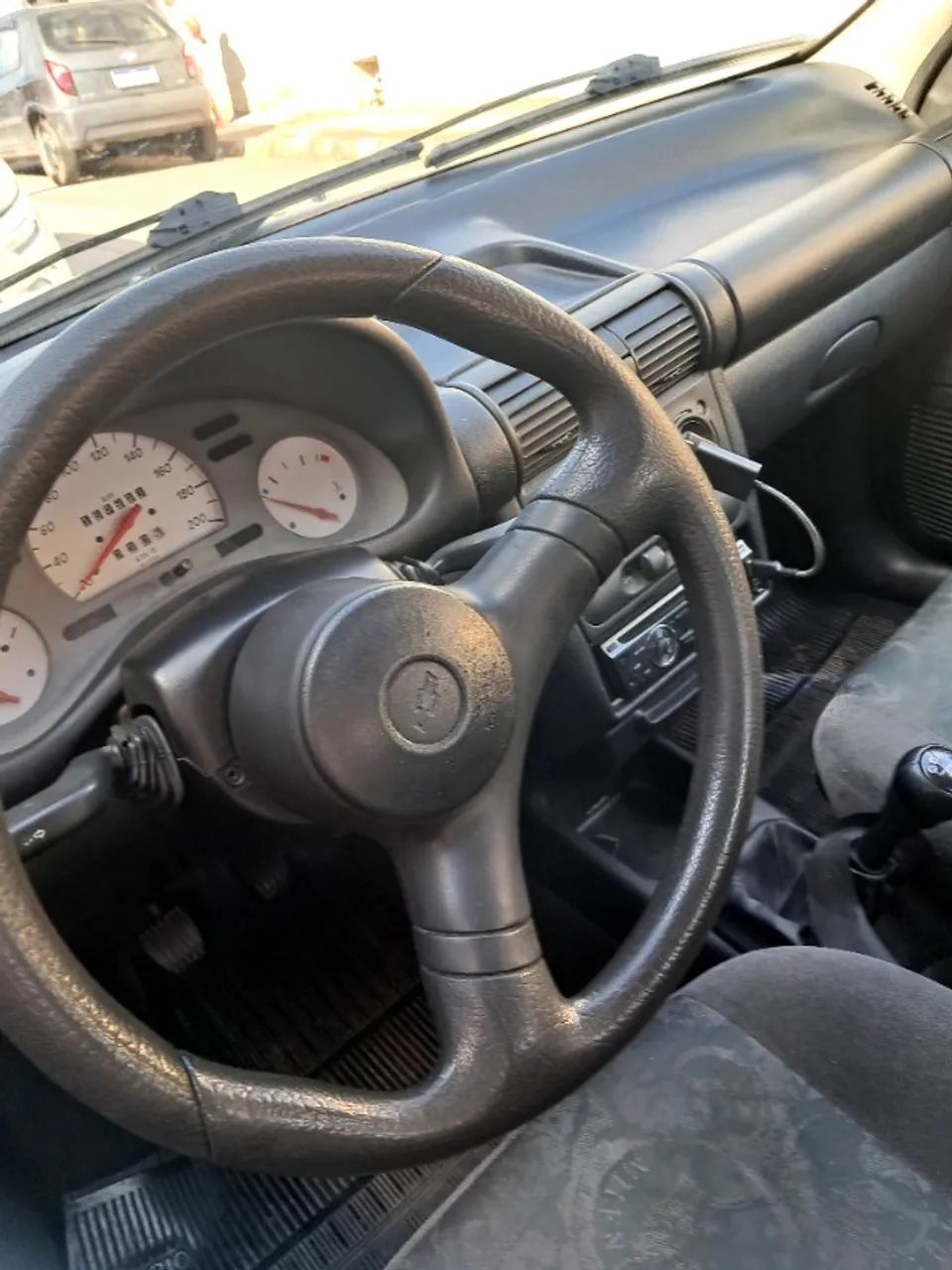 Chevrolet Corsa Sedan Super Milenium 1.0 MPFI 16V 2001
