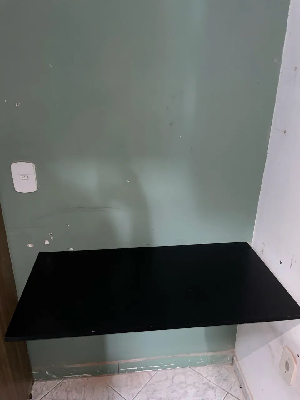 Mesa de pc suspensa 