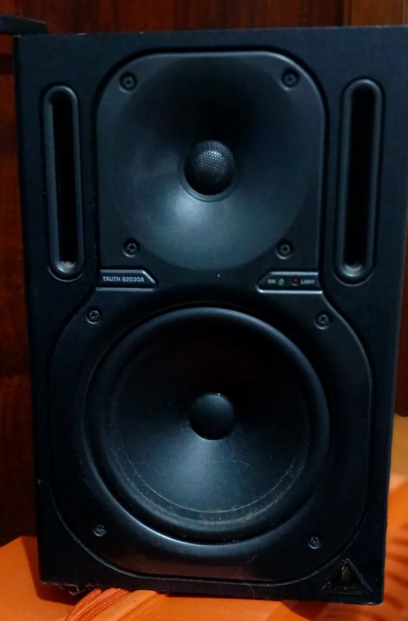 Behringer Kobol Expander: O Renascimento do Timbre Analógico