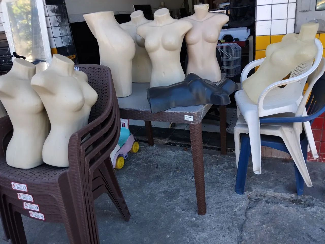 Maniquins a partir de 30 reais - Foto 2