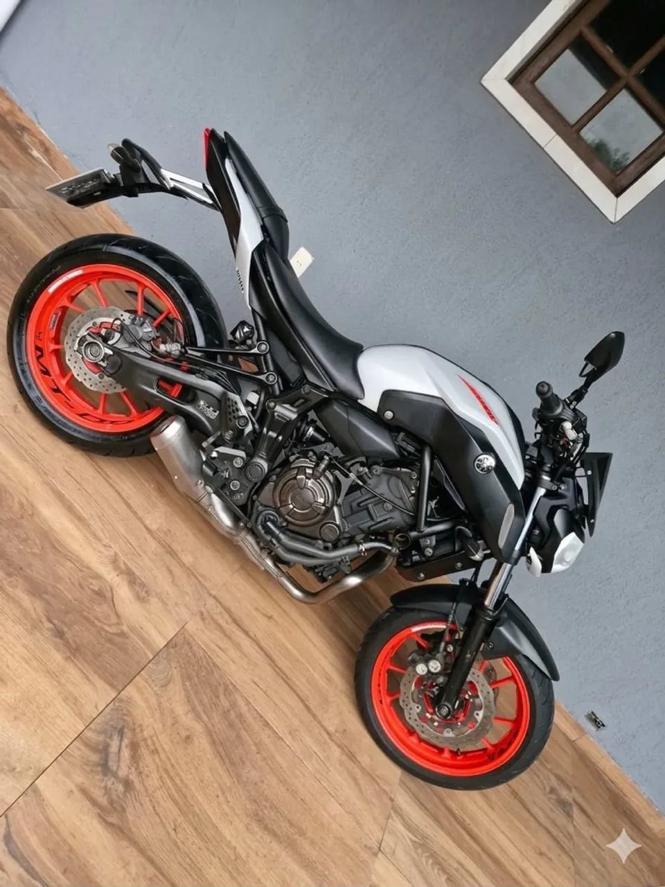 YAMAHA MT 07 NOVA  - Foto 3