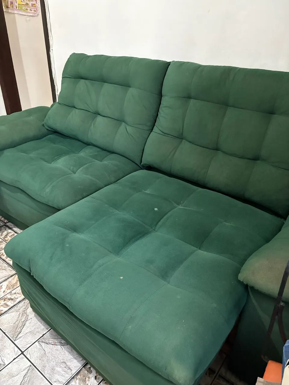 Sofá retrátil verde - largura 2,10 