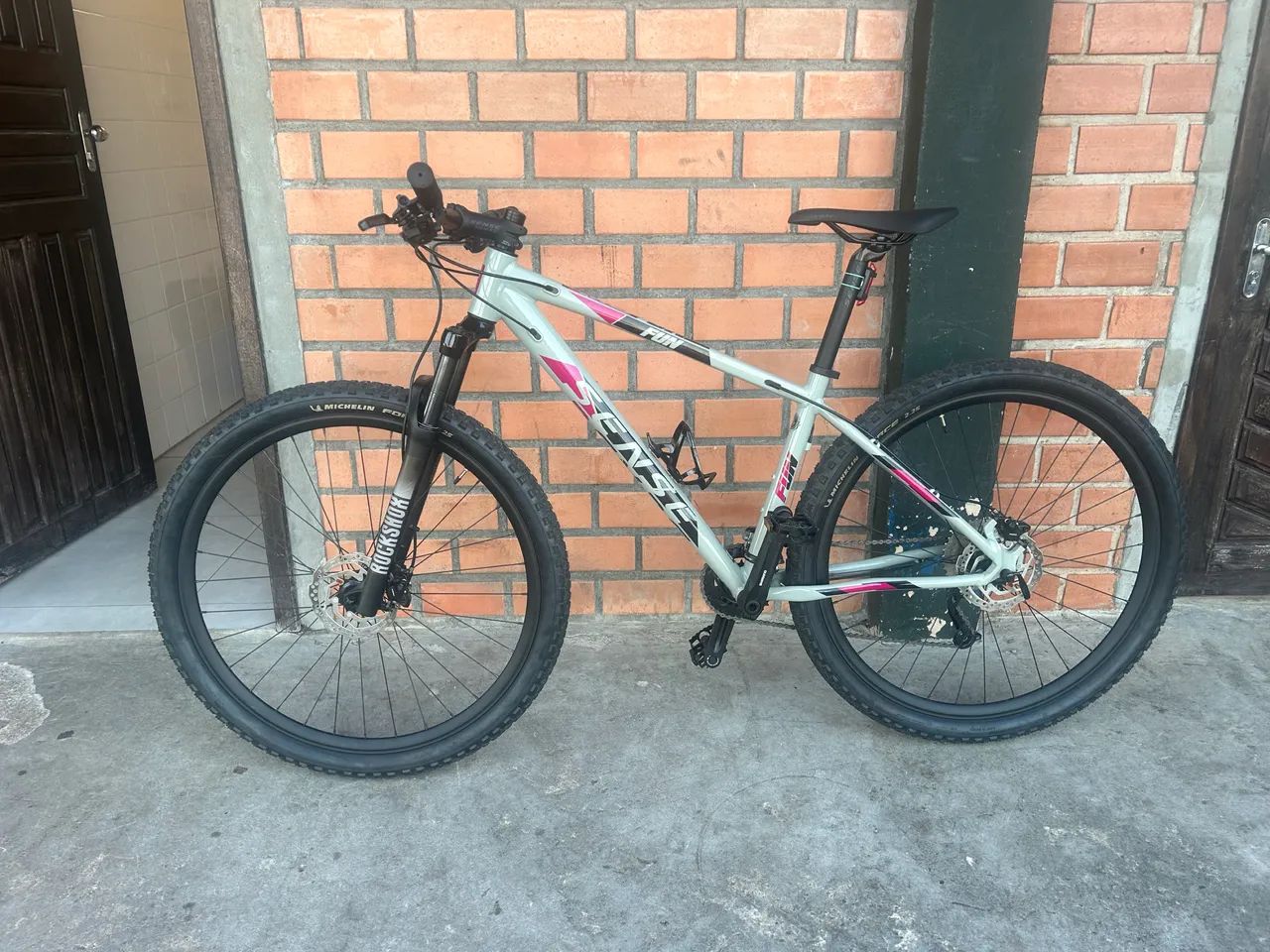Bicicleta Sense 29 - Foto 2