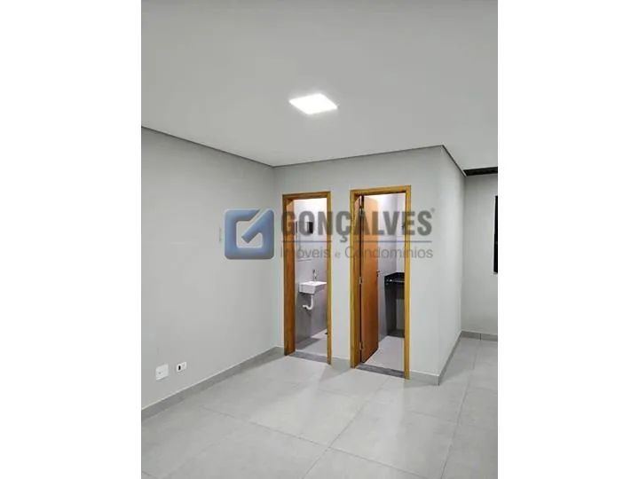 Galpão Comercial à Venda em Assunção, SBC  275 m² (Útil + Externo) com 2 Vagas - Foto 5