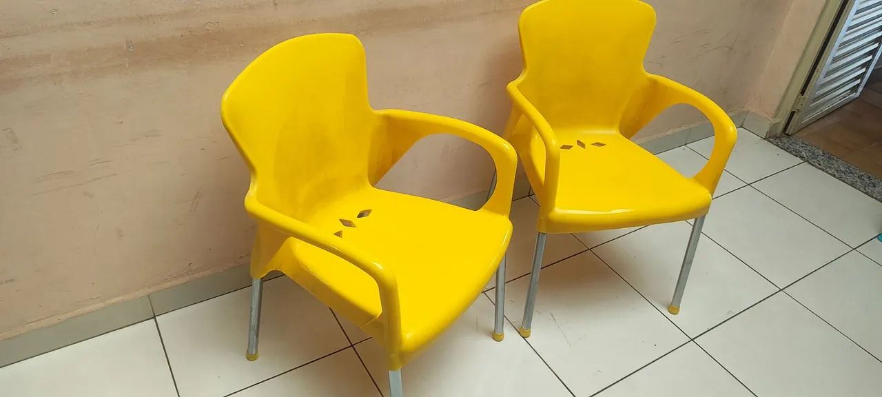 2 Poltronas Cromo Colors ( valor das duas ) - Foto 2