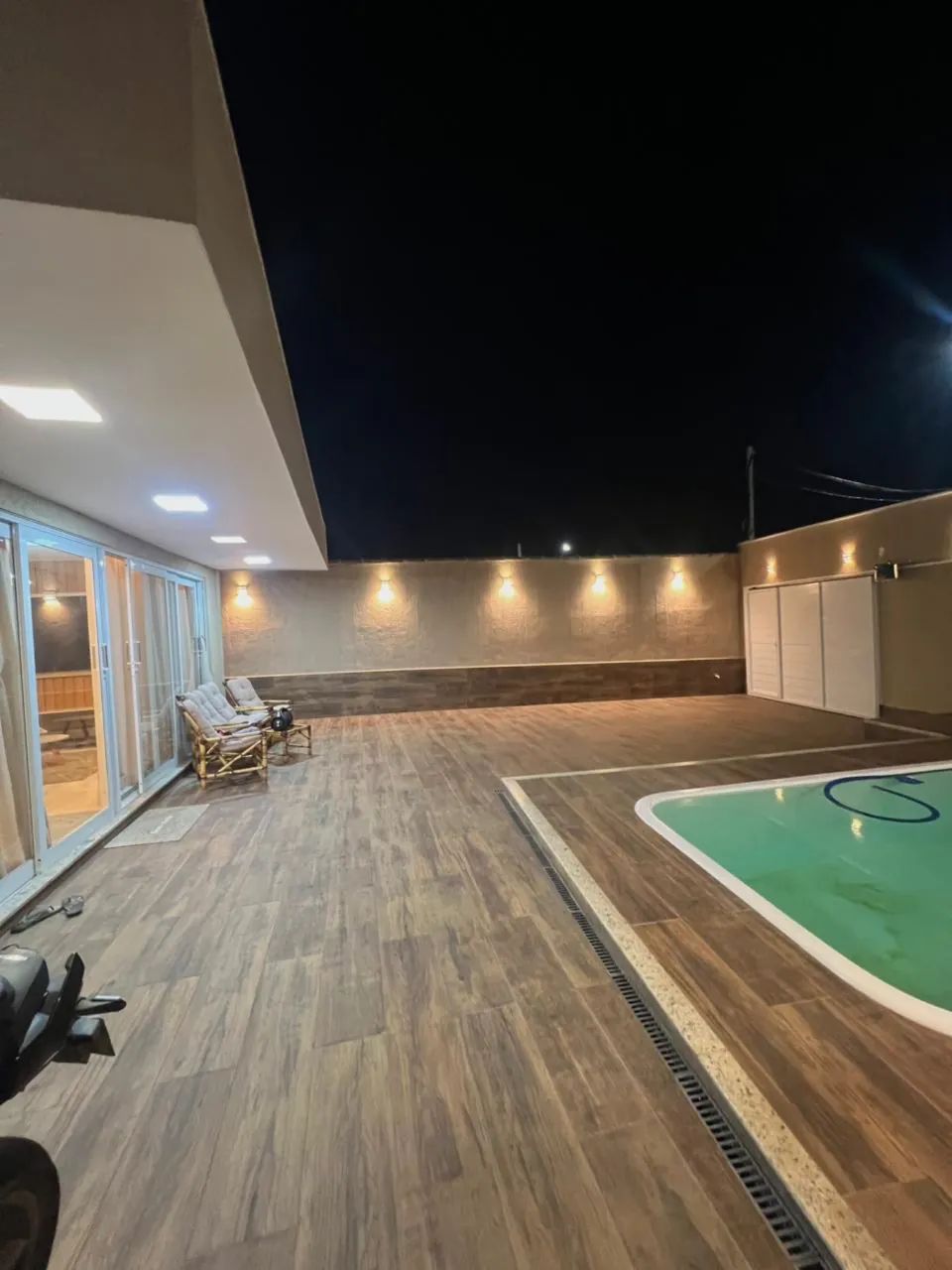 Vendo Casa Moderna com Piscina . - Foto 2