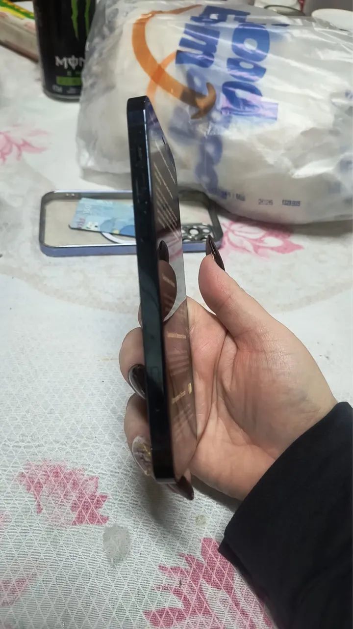 Vendo iPhone 12 Pro azul Pacífico  - Foto 2