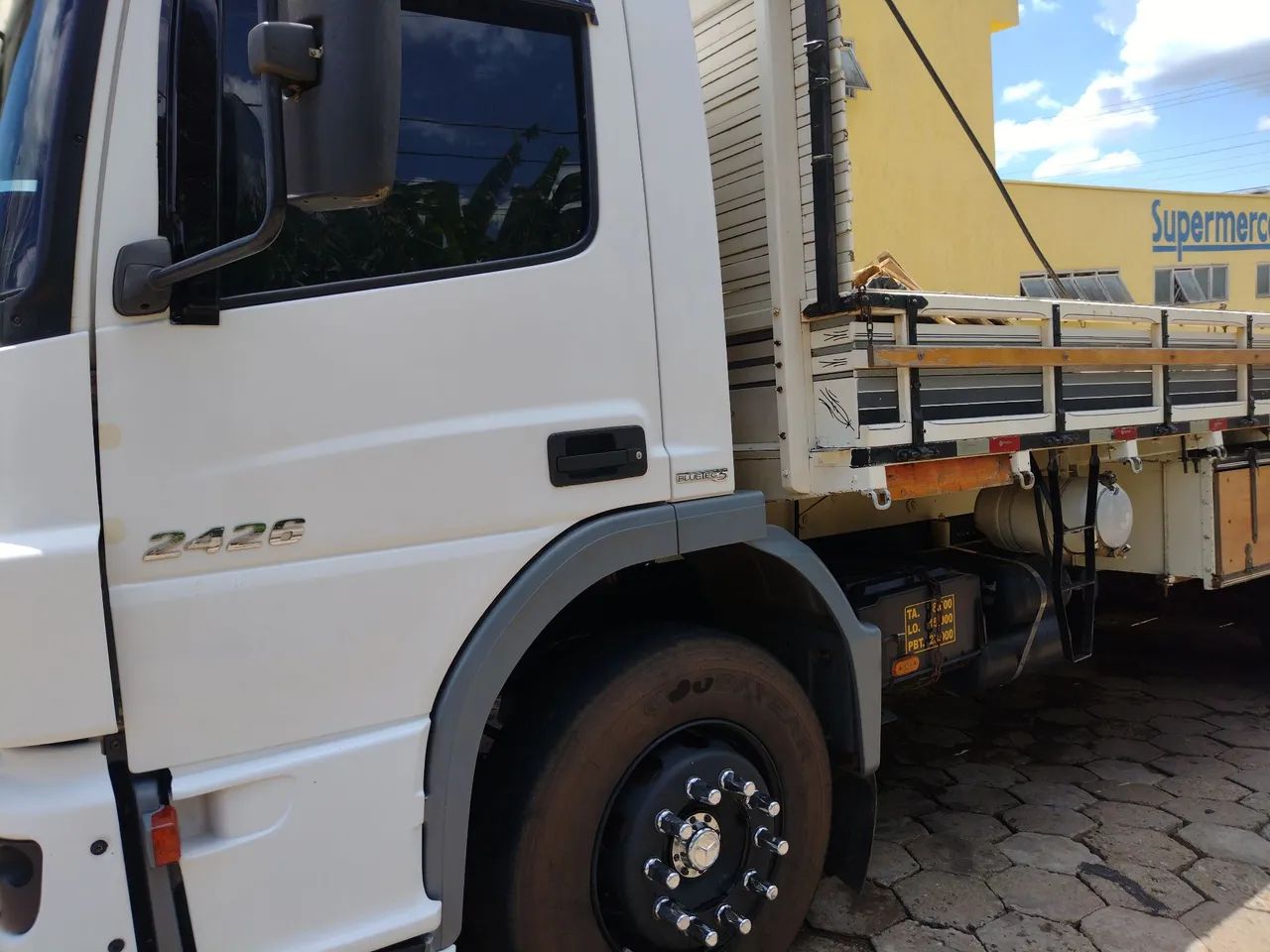MB ATEGO 2426/2013 - Foto 2