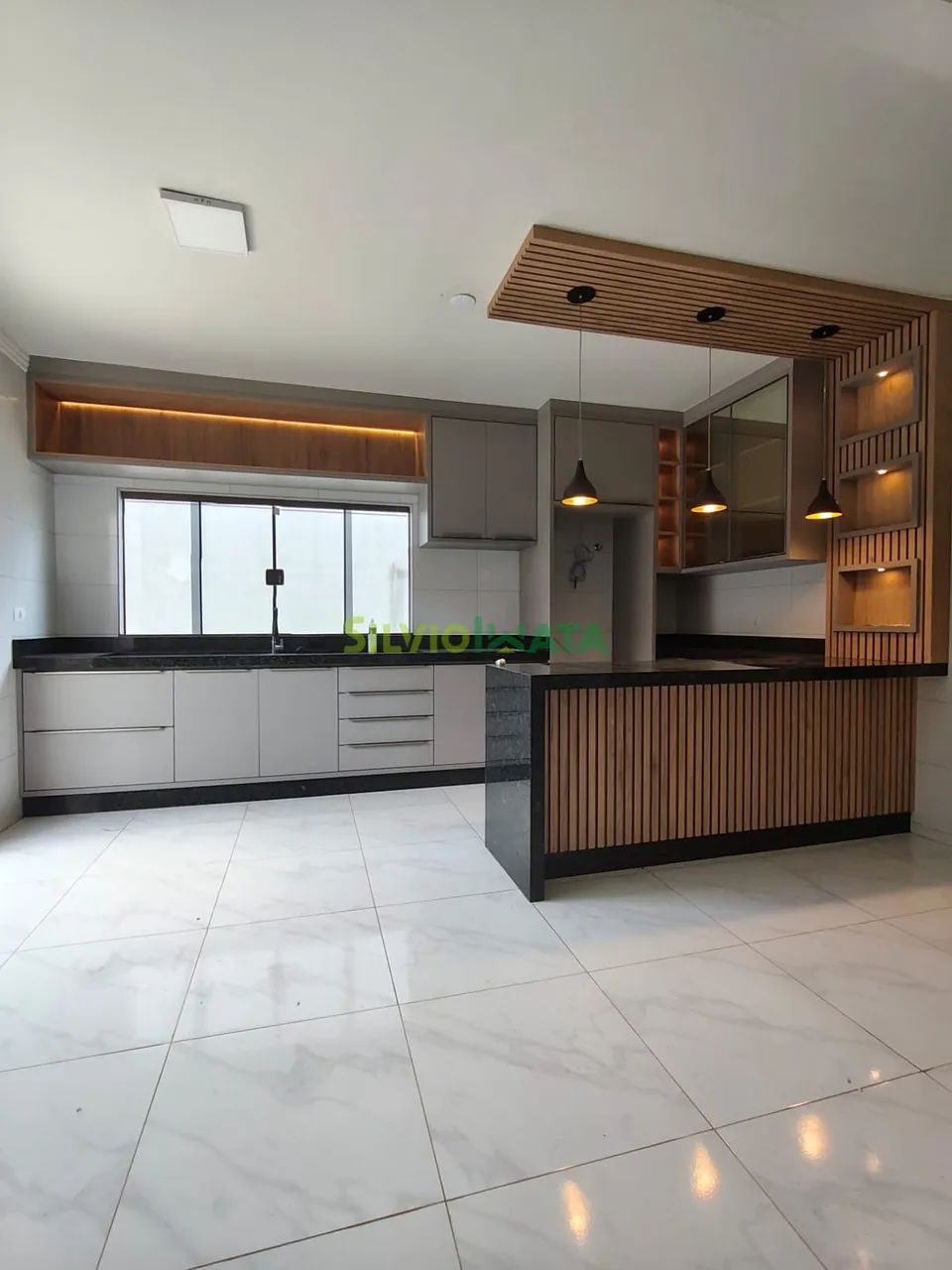 Casa à Venda em Marialva | 3 Quartos | Próxima ao Centro - Foto 3