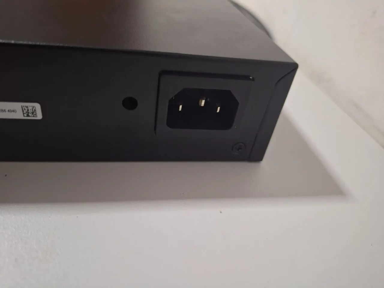 Switch empresarial hawei S5735-L24P4S-A1  - Foto 3
