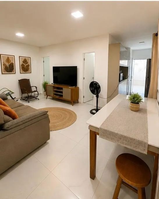 VENDO EXCELENTE CASA NO EUSÉBIO EM RUA SEM SAÍDA 