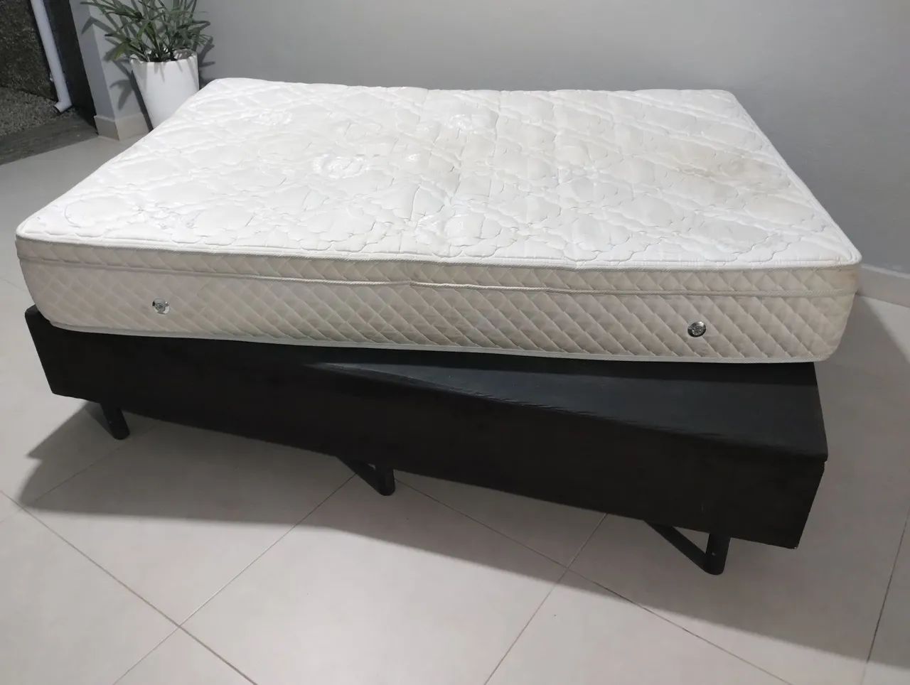 Cama box casal padrão base mais colchão box entrego ler anúncio  - Foto 3