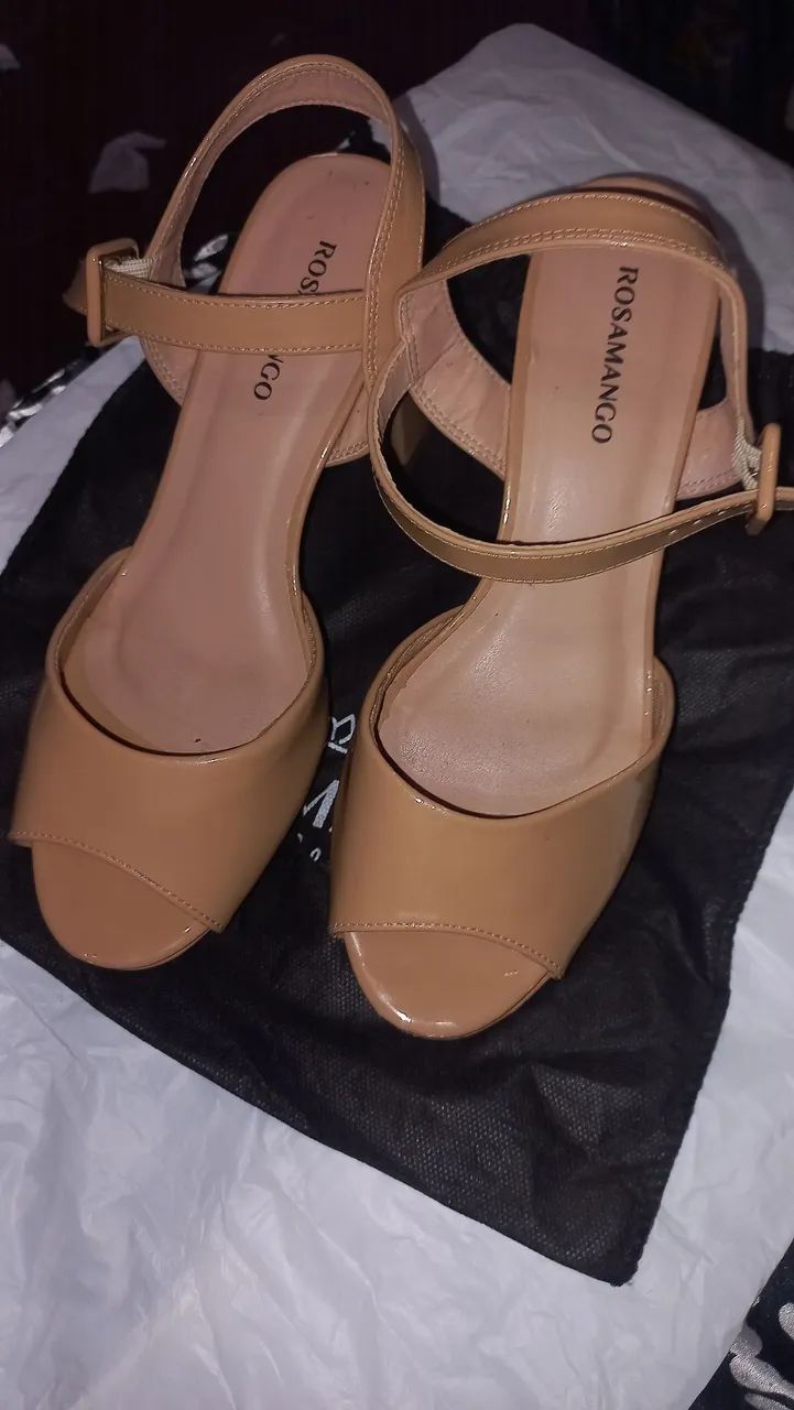 Sandália Rosamango Verniz Nude 