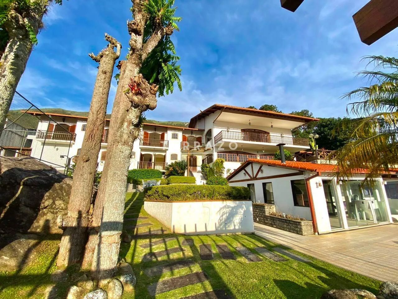Casa mobiliada para aluguel em Araras (Teresópolis) com 8 quartos e lazer completo - Foto 2
