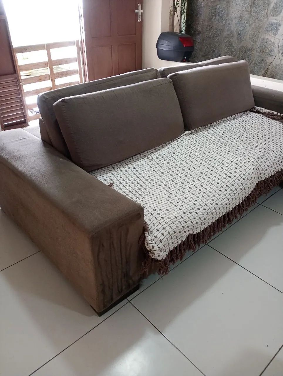Sofá super grande e pesado.baixou 450$ para vender logo  - Foto 5